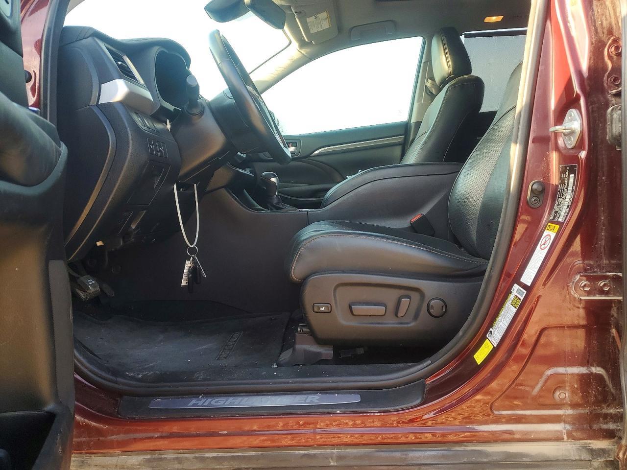 2018 TOYOTA HIGHLANDER