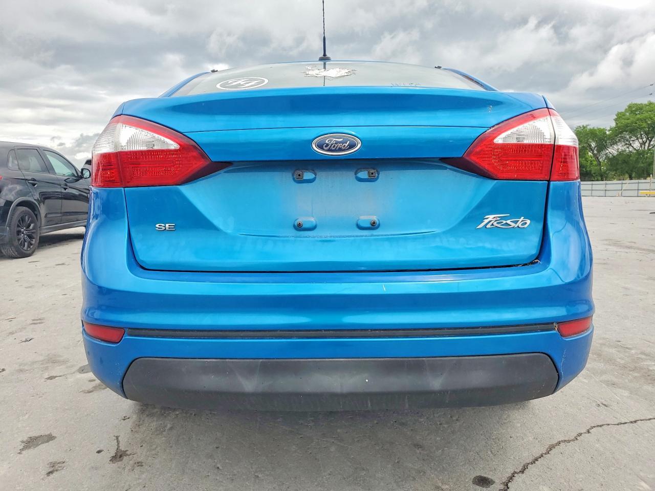 2016 FORD Fiesta