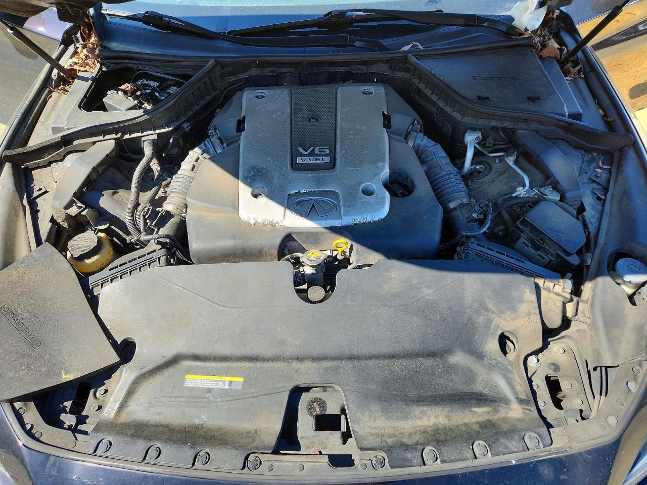 2015 INFINITI Q50