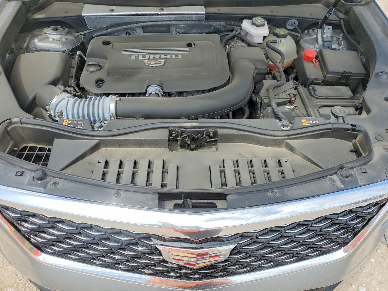 2024 CADILLAC XT4