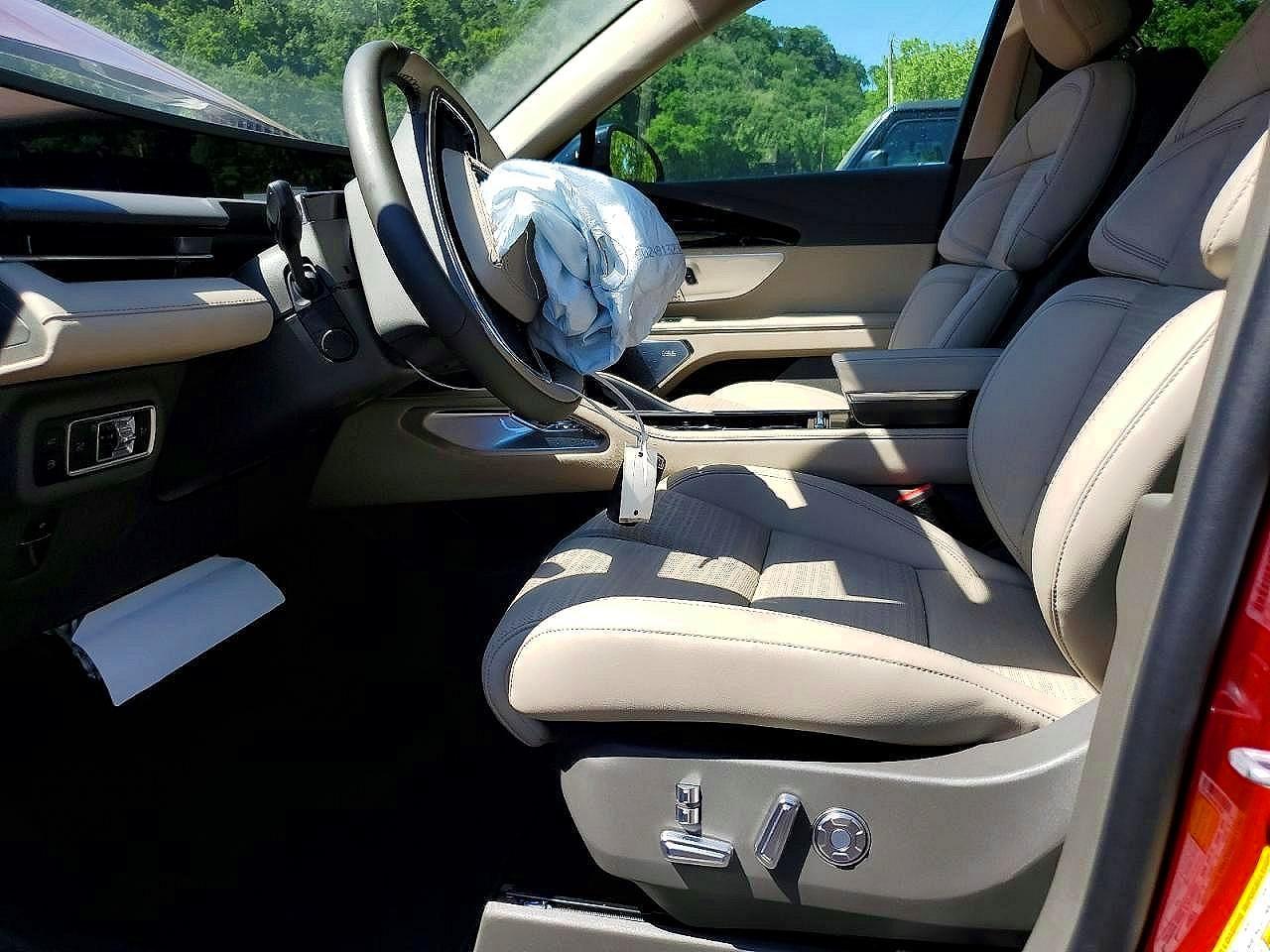 2025 LINCOLN Nautilus