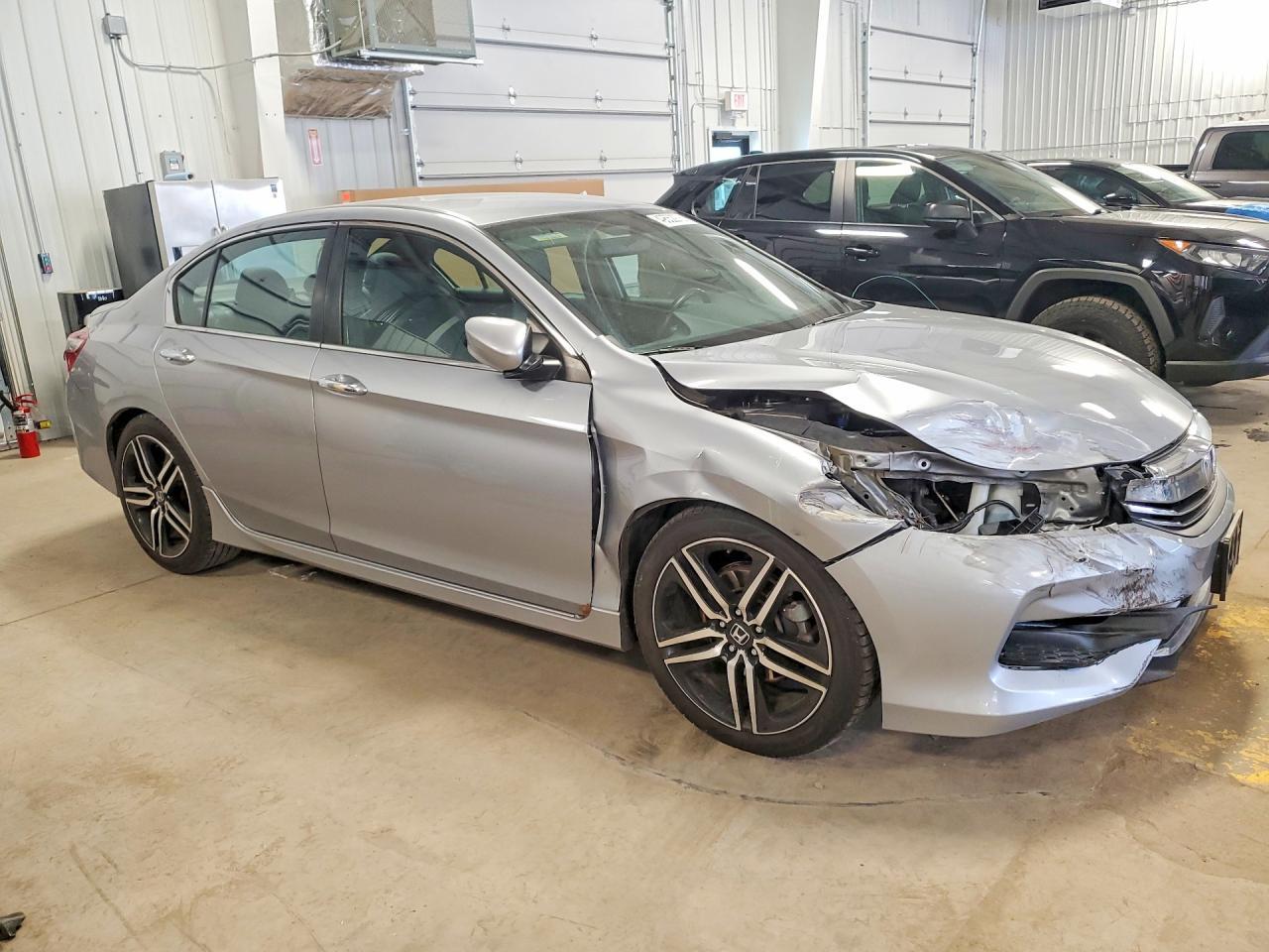 2017 HONDA ACCORD