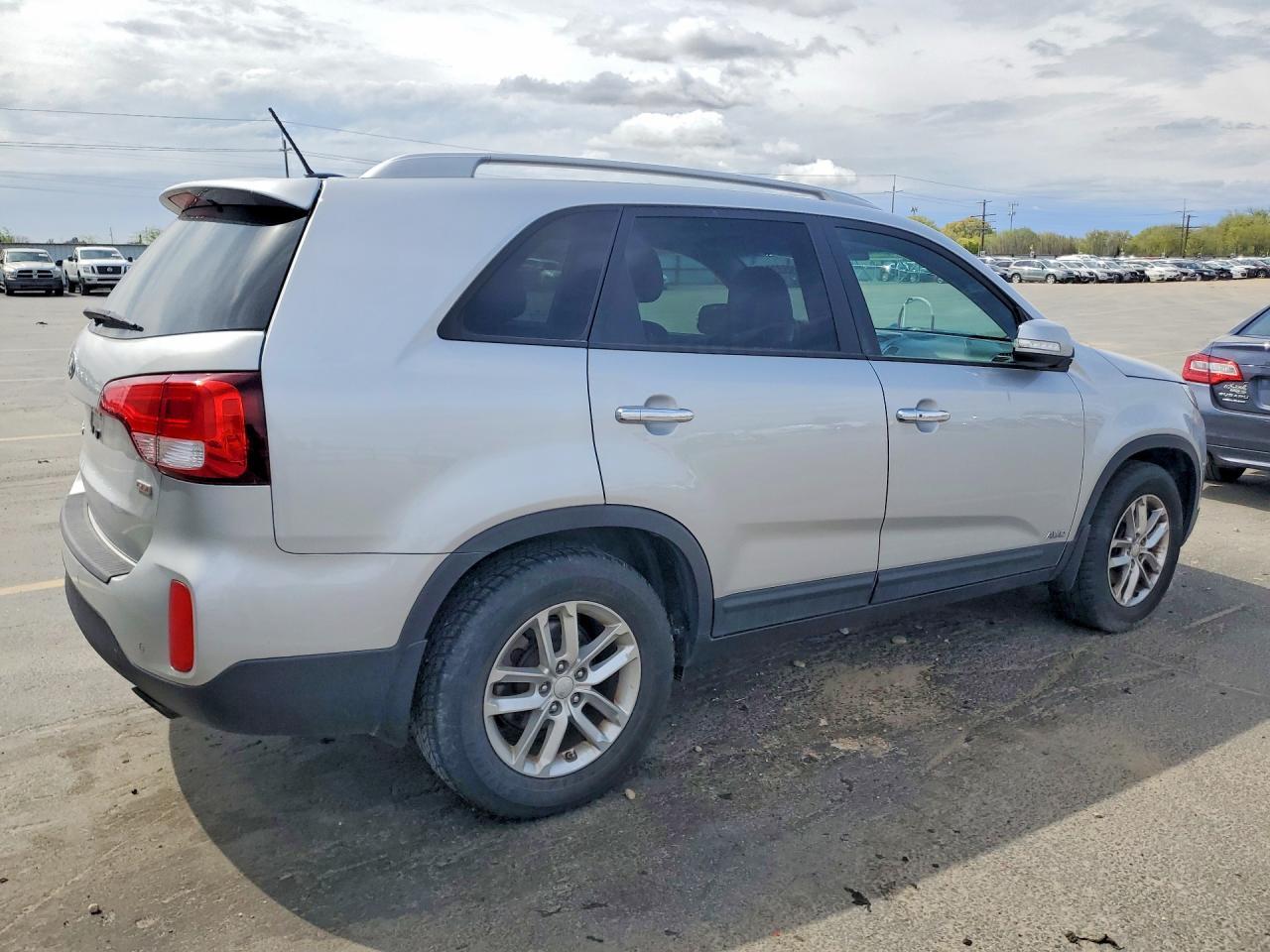 2014 KIA SORENTO