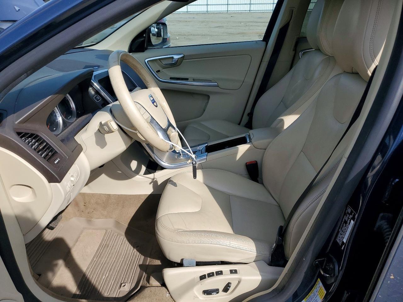 2012 VOLVO XC60