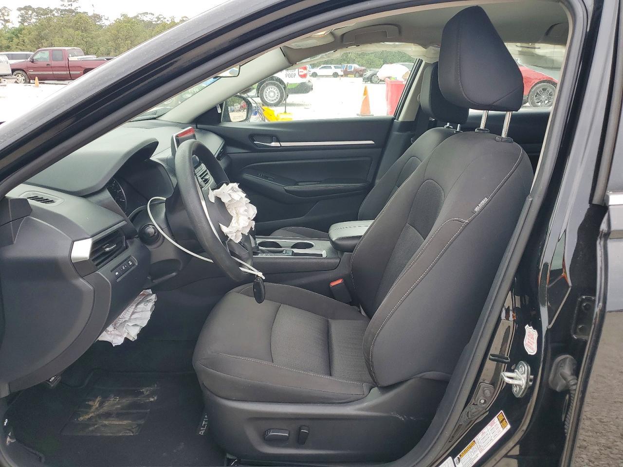 2022 NISSAN ALTIMA