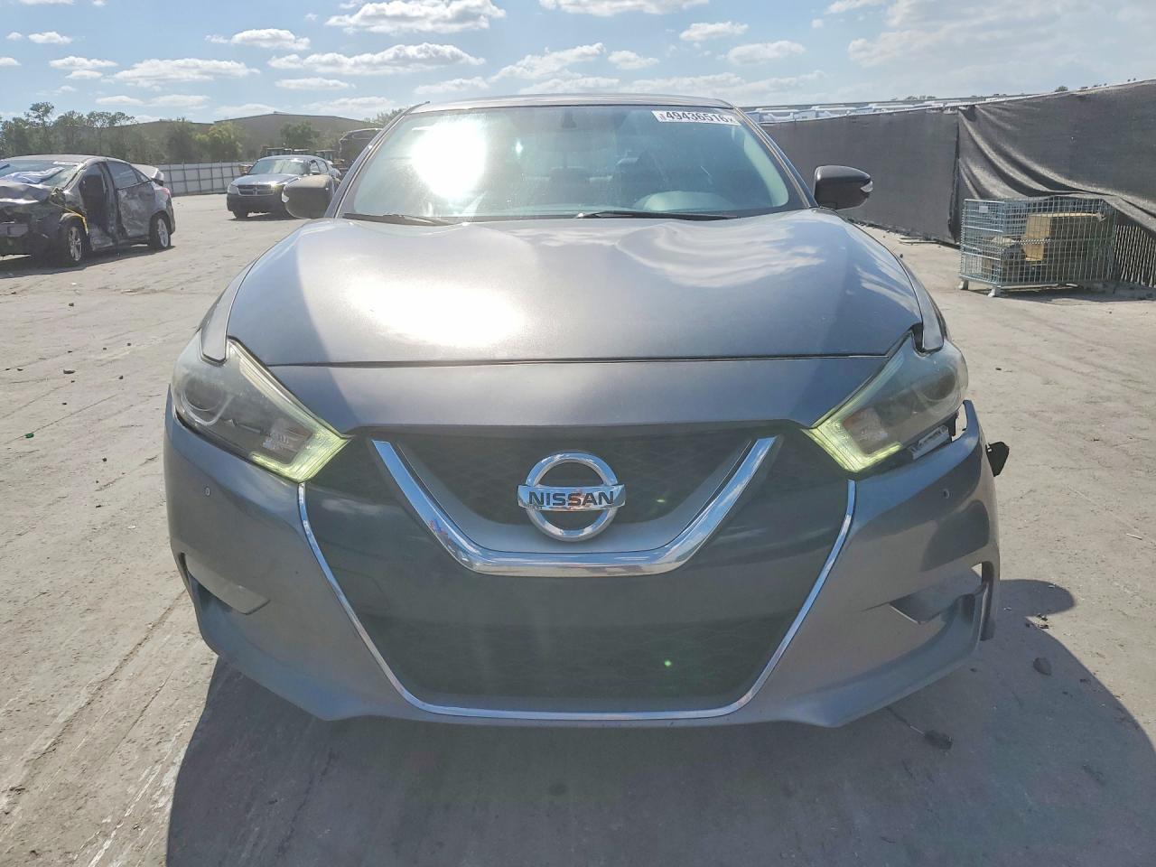 2016 NISSAN Maxima
