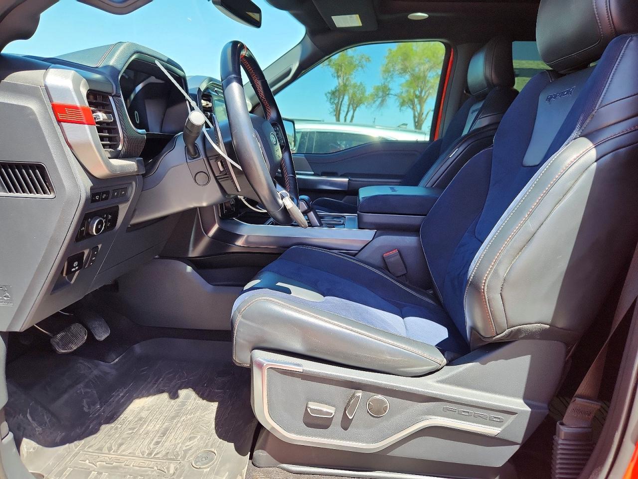 2023 FORD F-150 Lightning