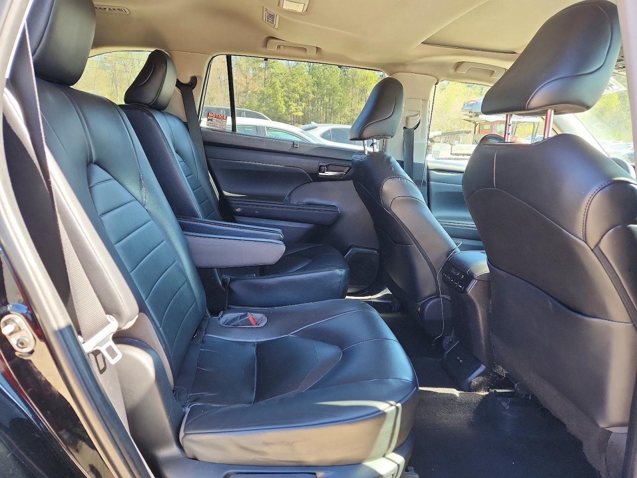 2023 TOYOTA Highlander Hybrid