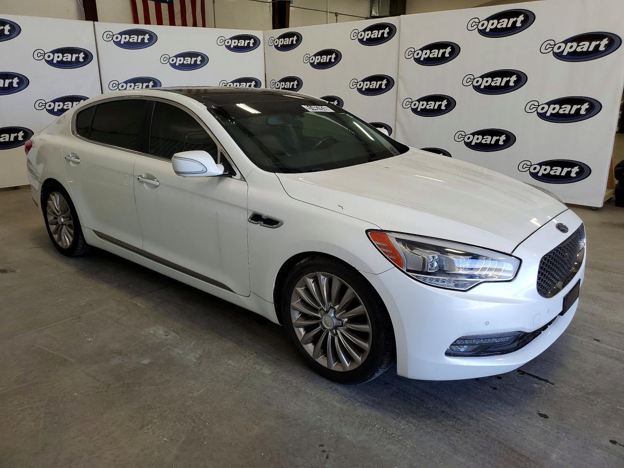2015 KIA K900
