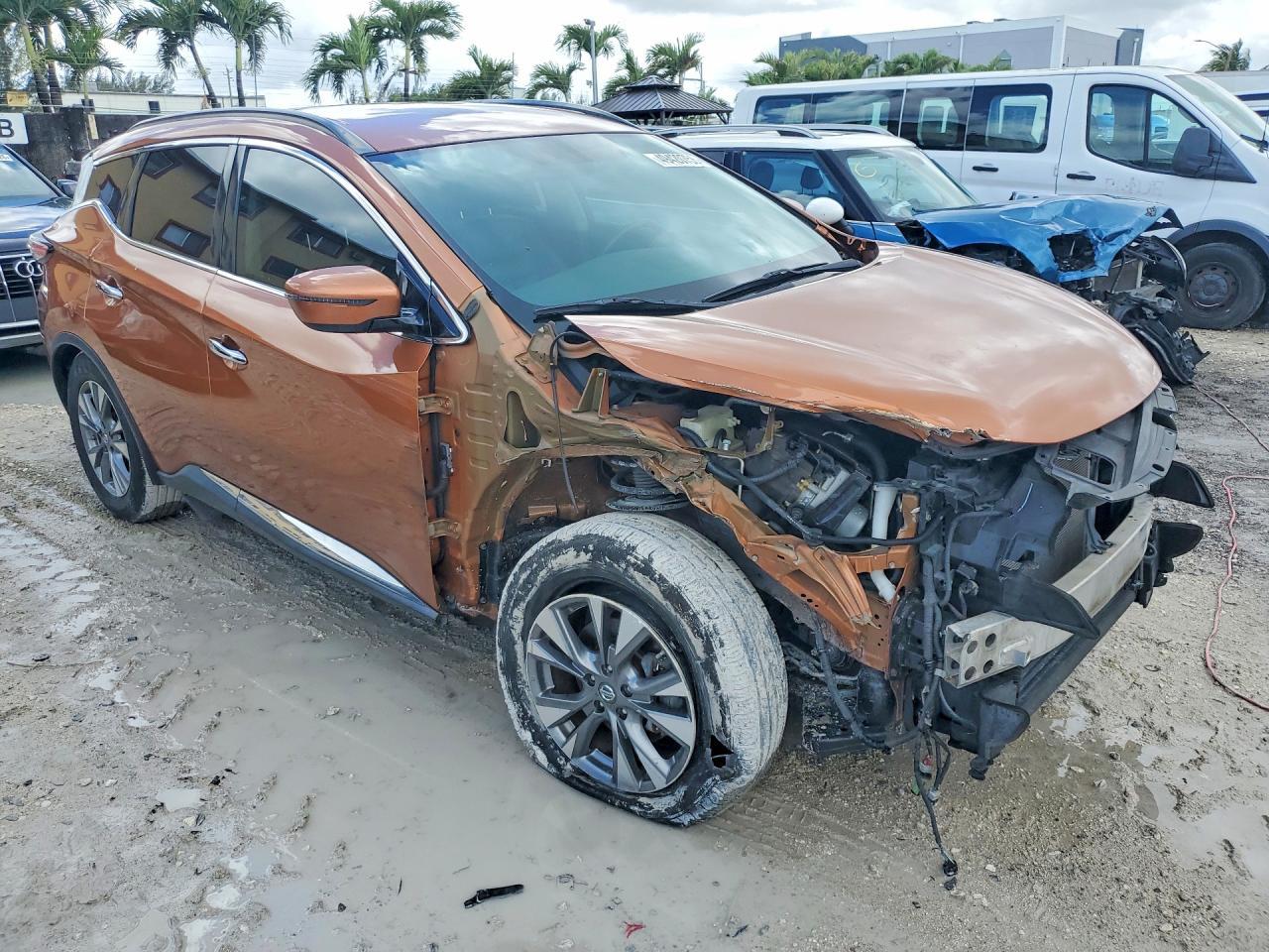 2016 NISSAN MURANO
