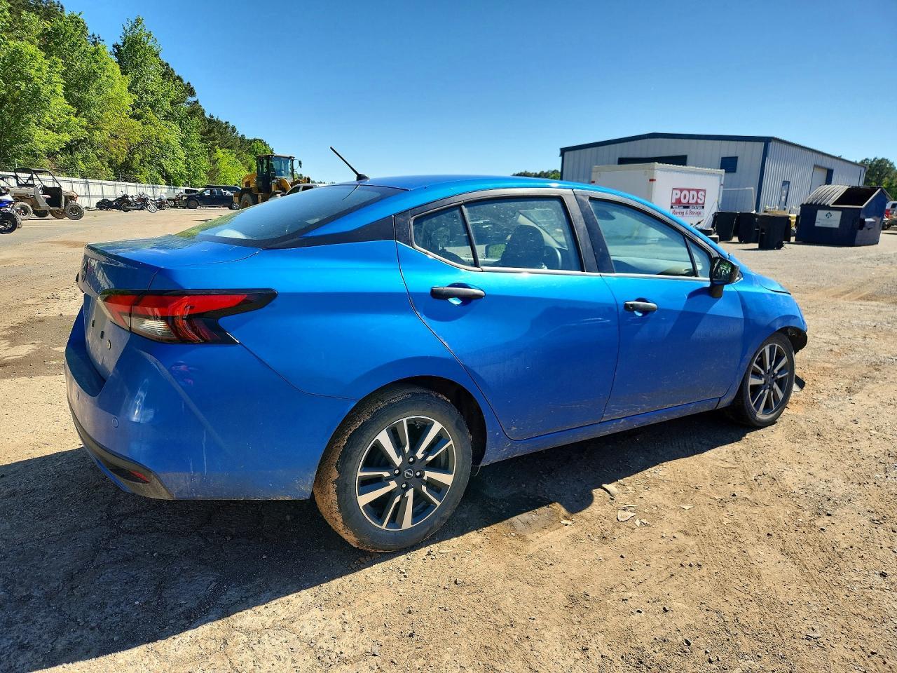 2024 NISSAN VERSA