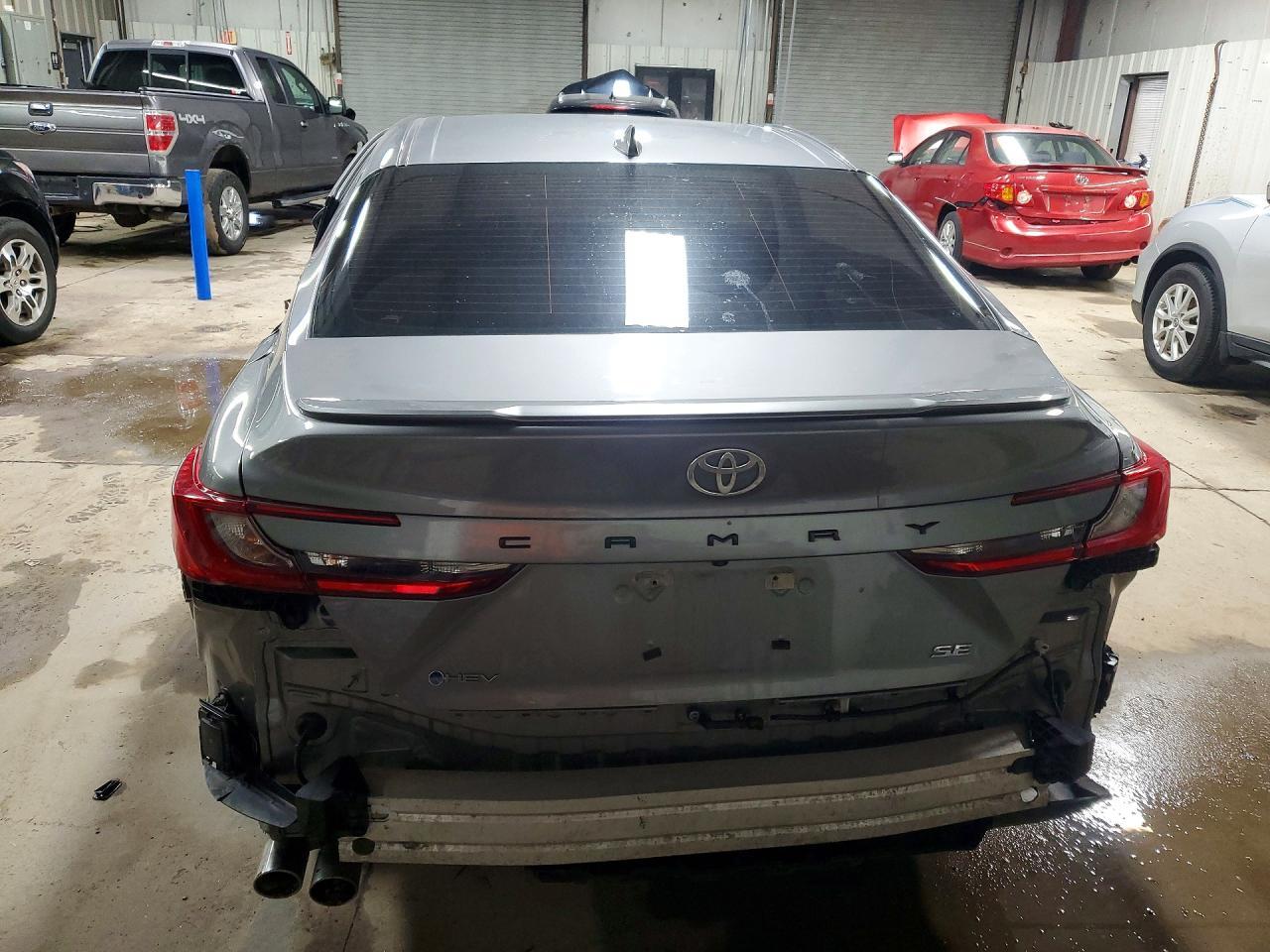 2025 TOYOTA CAMRY