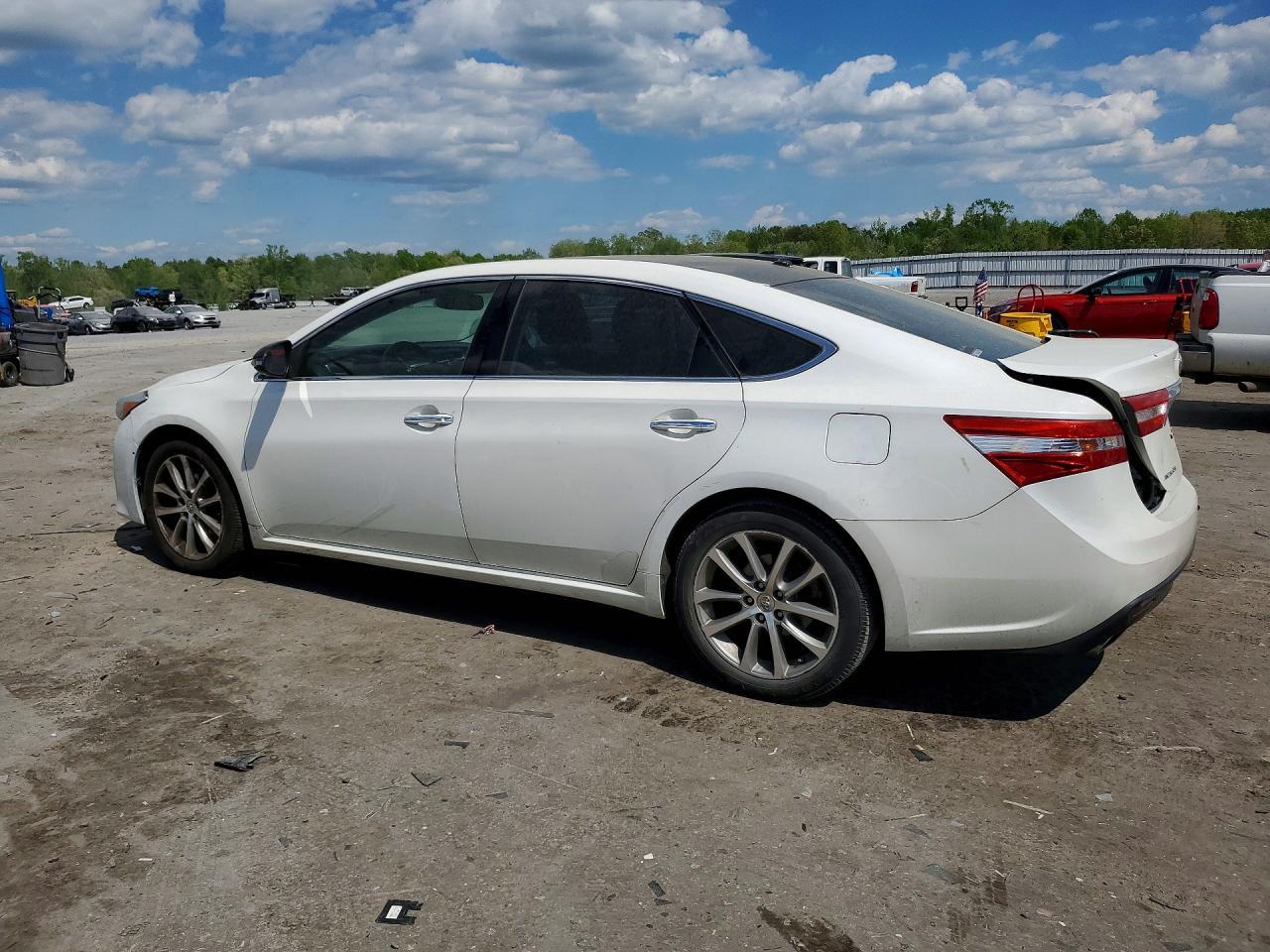 2014 TOYOTA Avalon