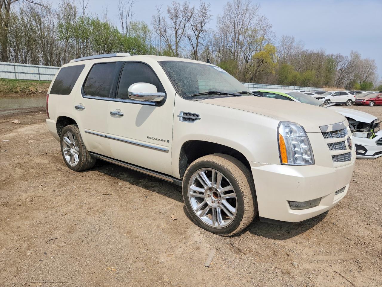 2013 CADILLAC ESCALADE