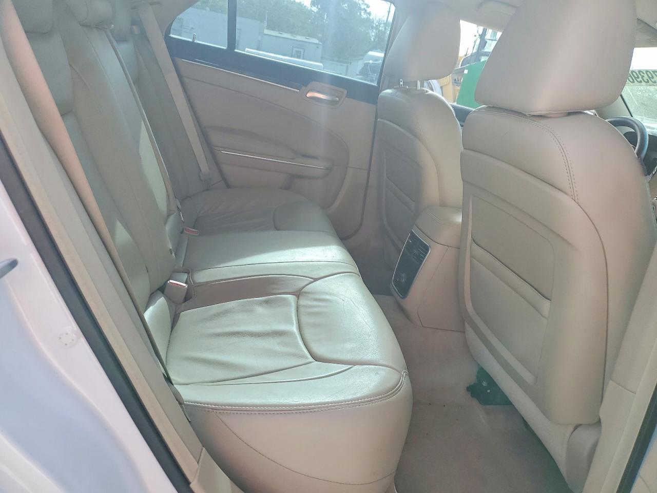 2014 CHRYSLER 300