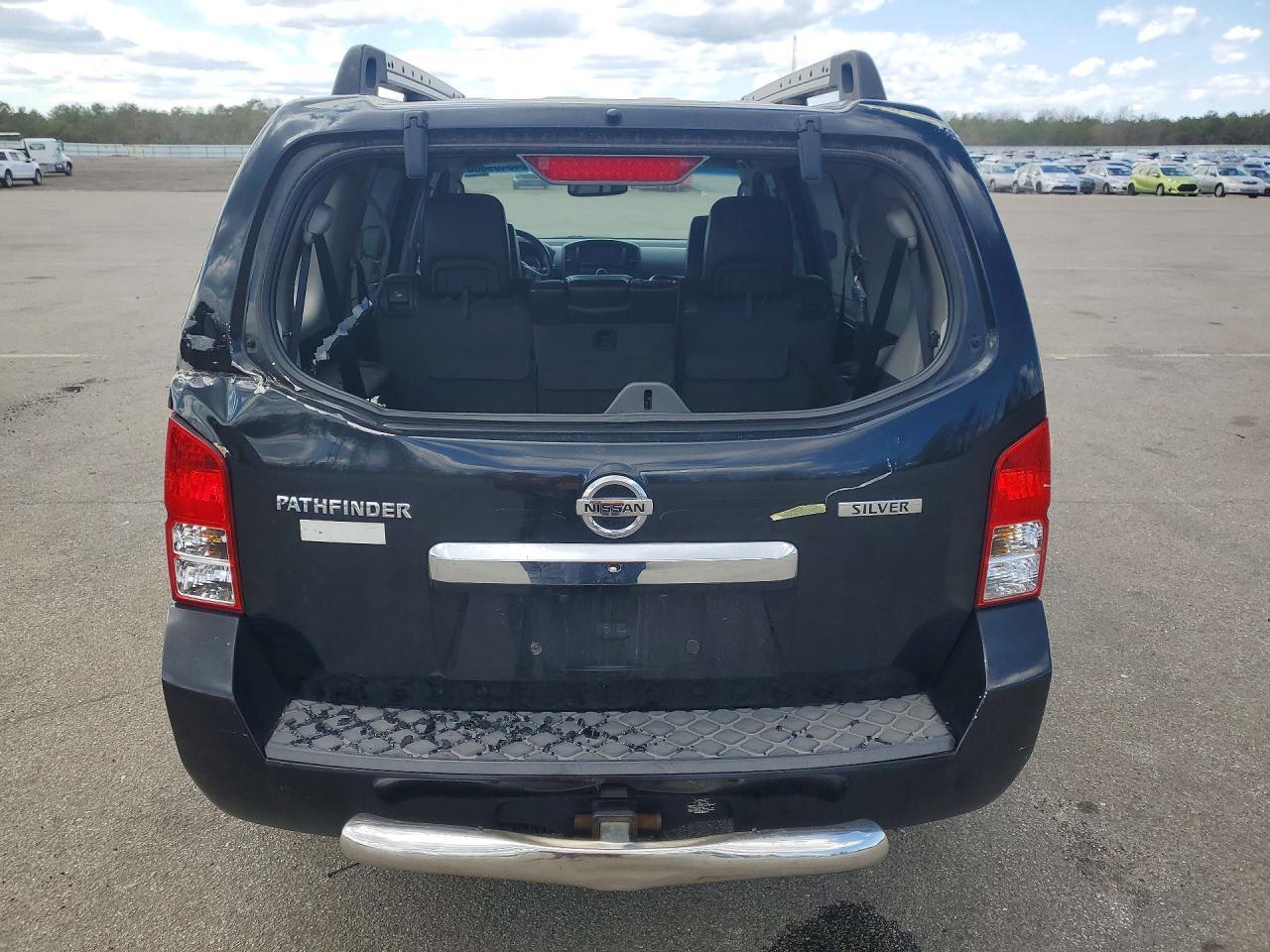 2012 NISSAN PATHFINDER