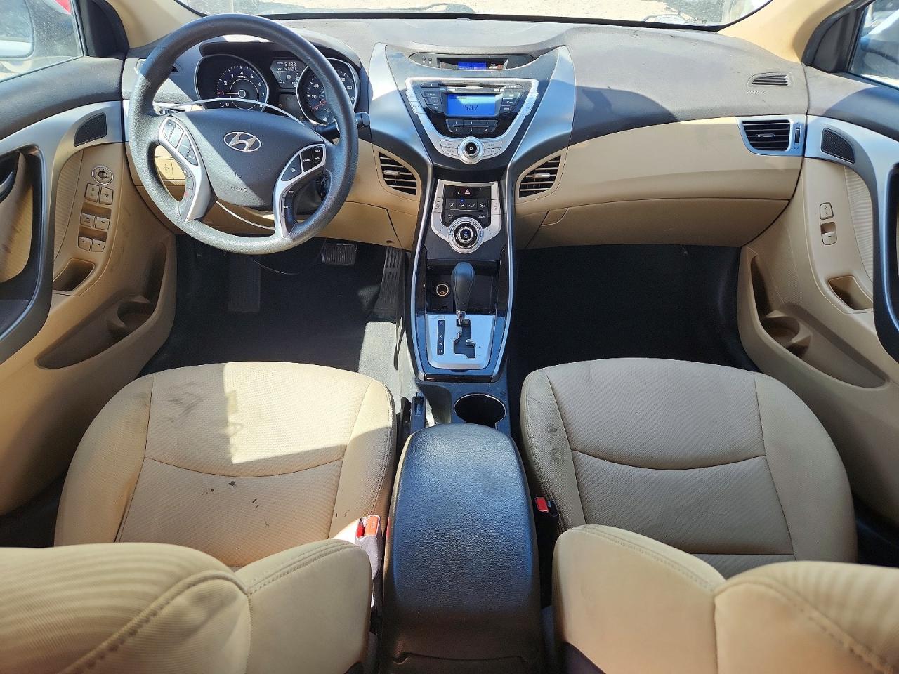 2012 HYUNDAI ELANTRA