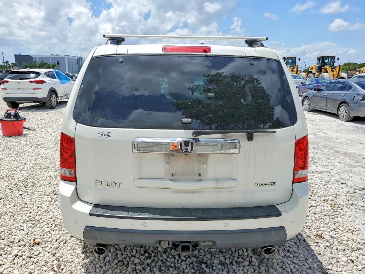 2011 HONDA PILOT