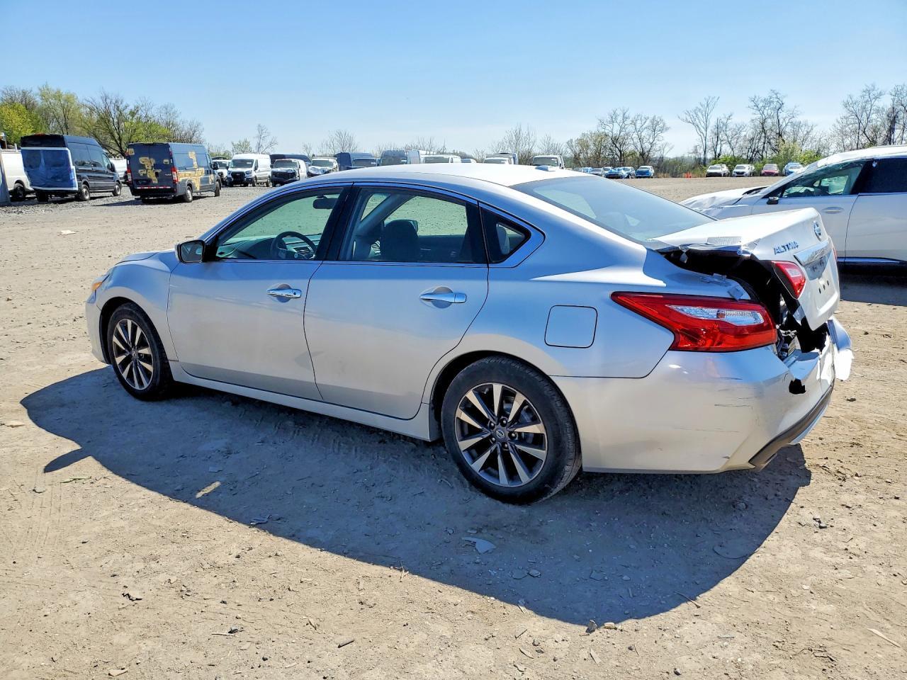 2017 NISSAN ALTIMA