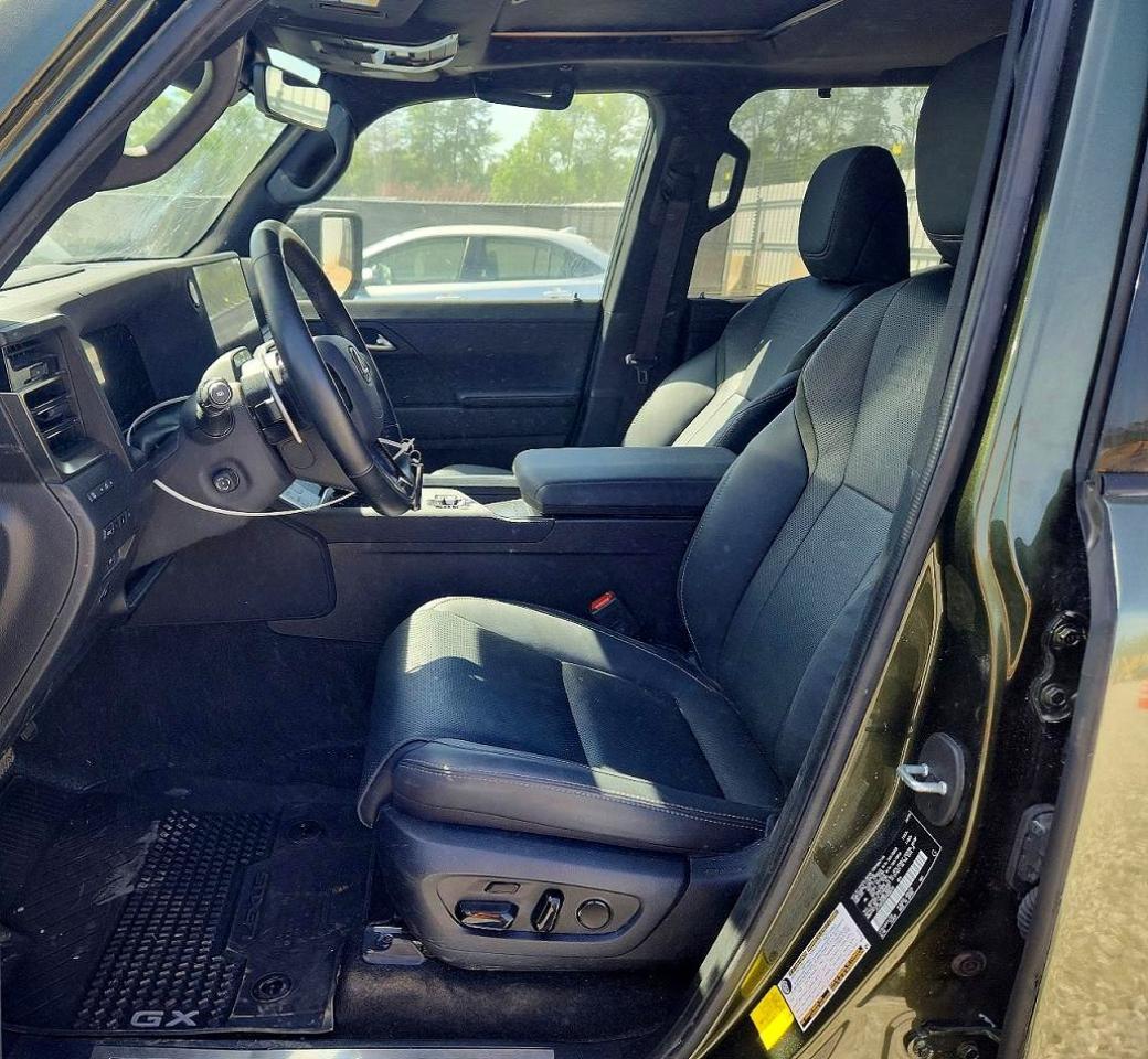 2024 LEXUS GX 550
