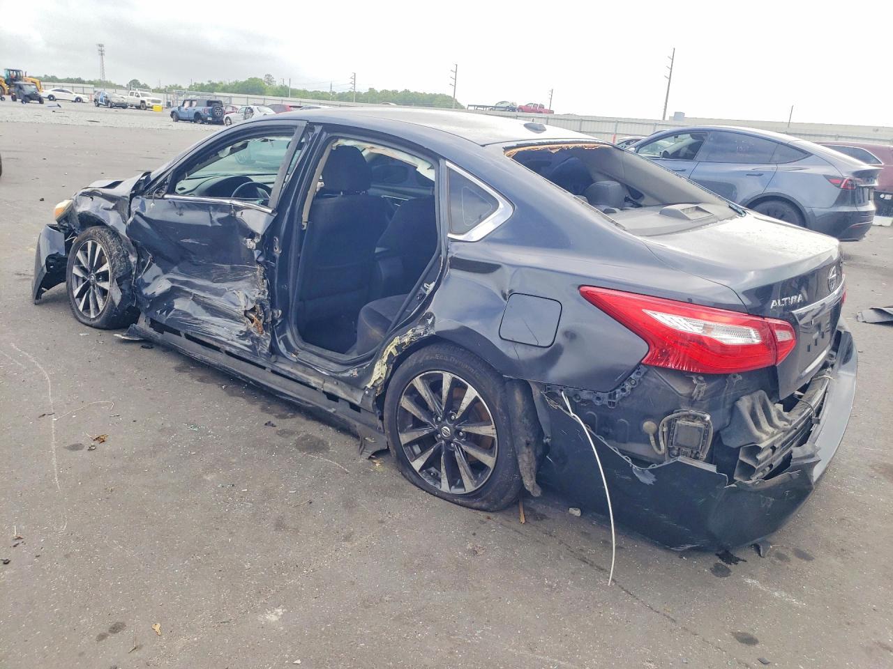 2016 NISSAN ALTIMA