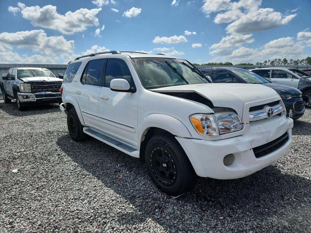2005 TOYOTA Sequoia