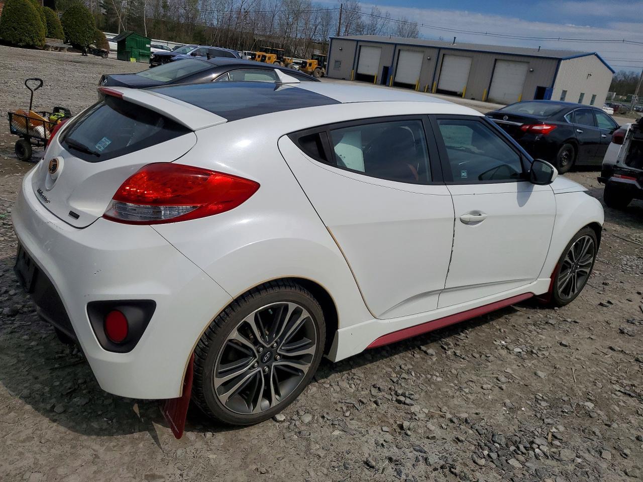 2016 HYUNDAI VELOSTER