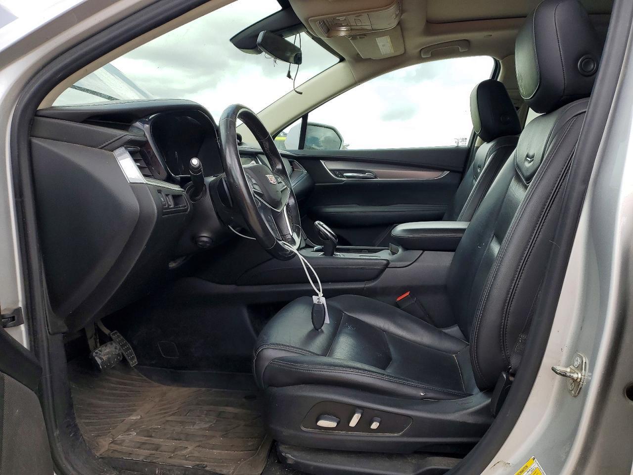 2018 CADILLAC XT5