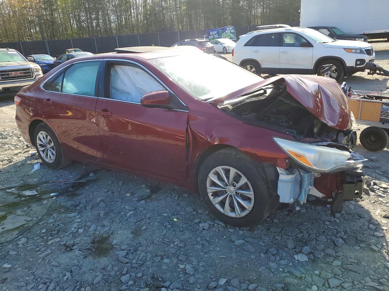 2015 TOYOTA CAMRY