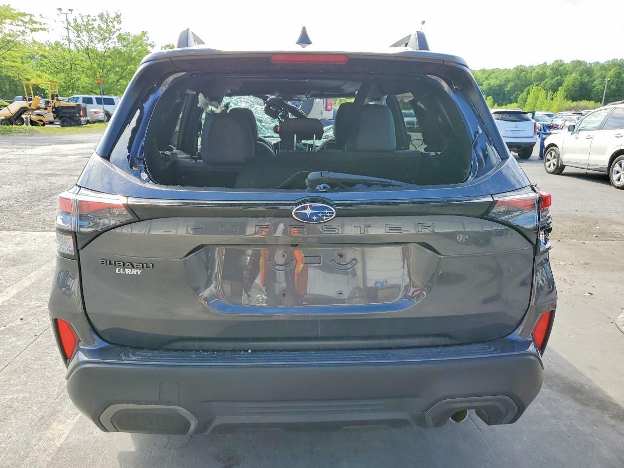 2025 SUBARU FORESTER