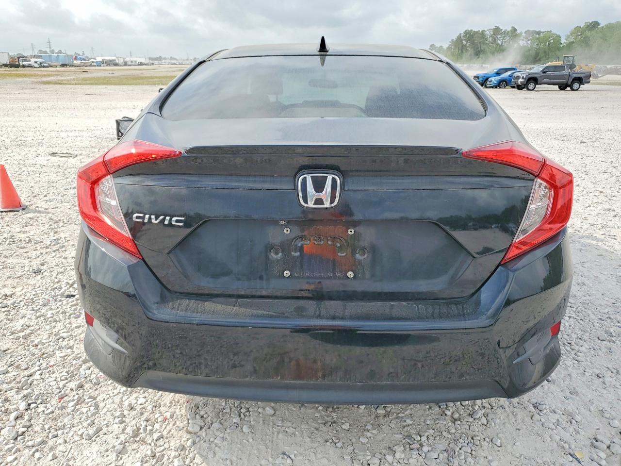 2018 HONDA CIVIC