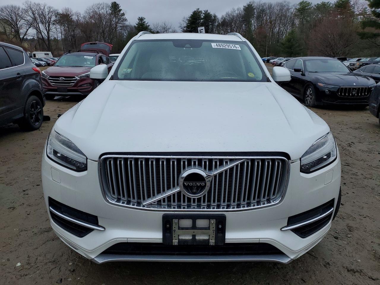 2016 VOLVO XC90