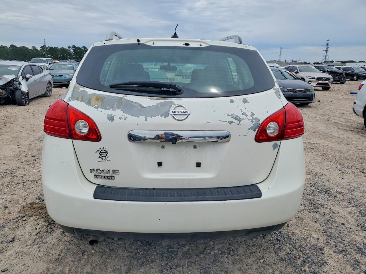 2014 NISSAN ROGUE