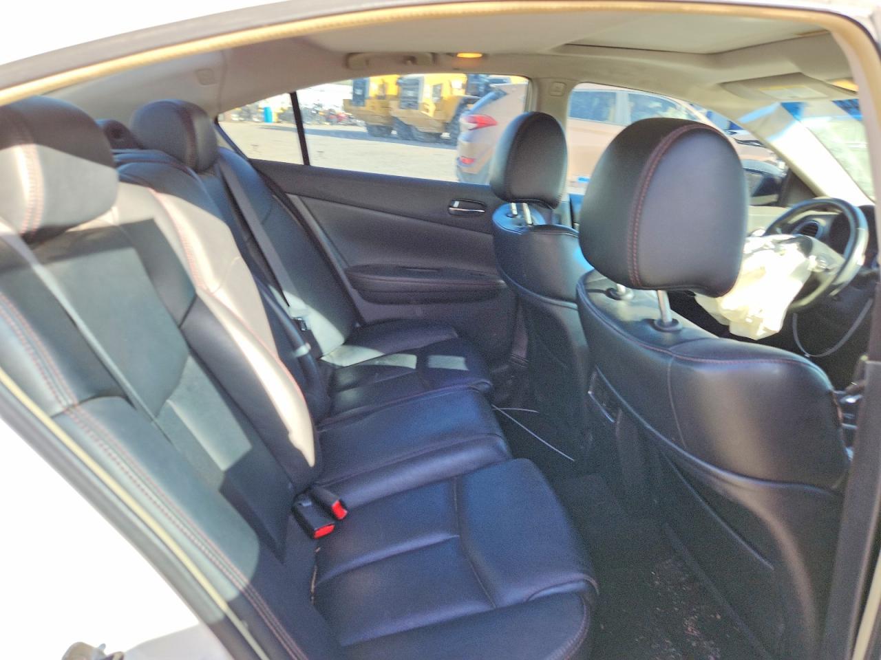 2009 NISSAN Maxima