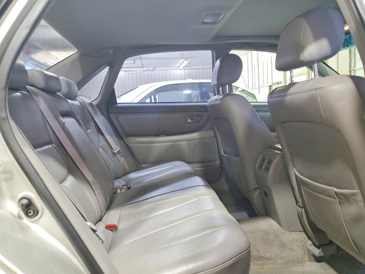 2000 TOYOTA Avalon