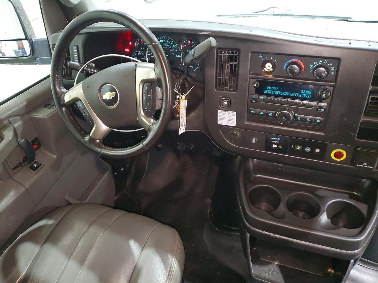 2017 CHEVROLET EXPRESS 2500