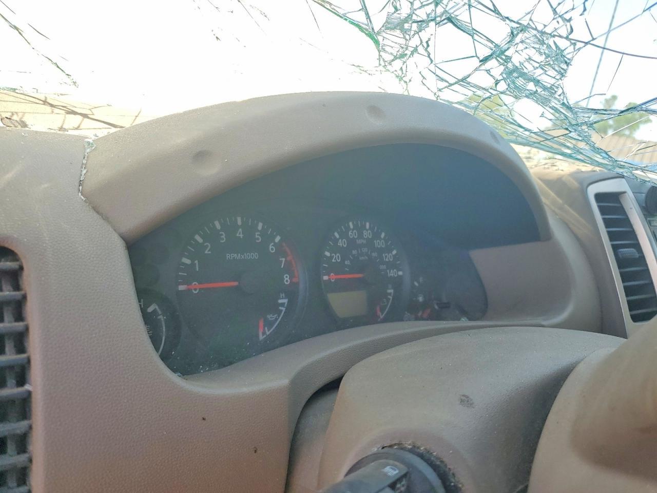 2015 NISSAN Frontier