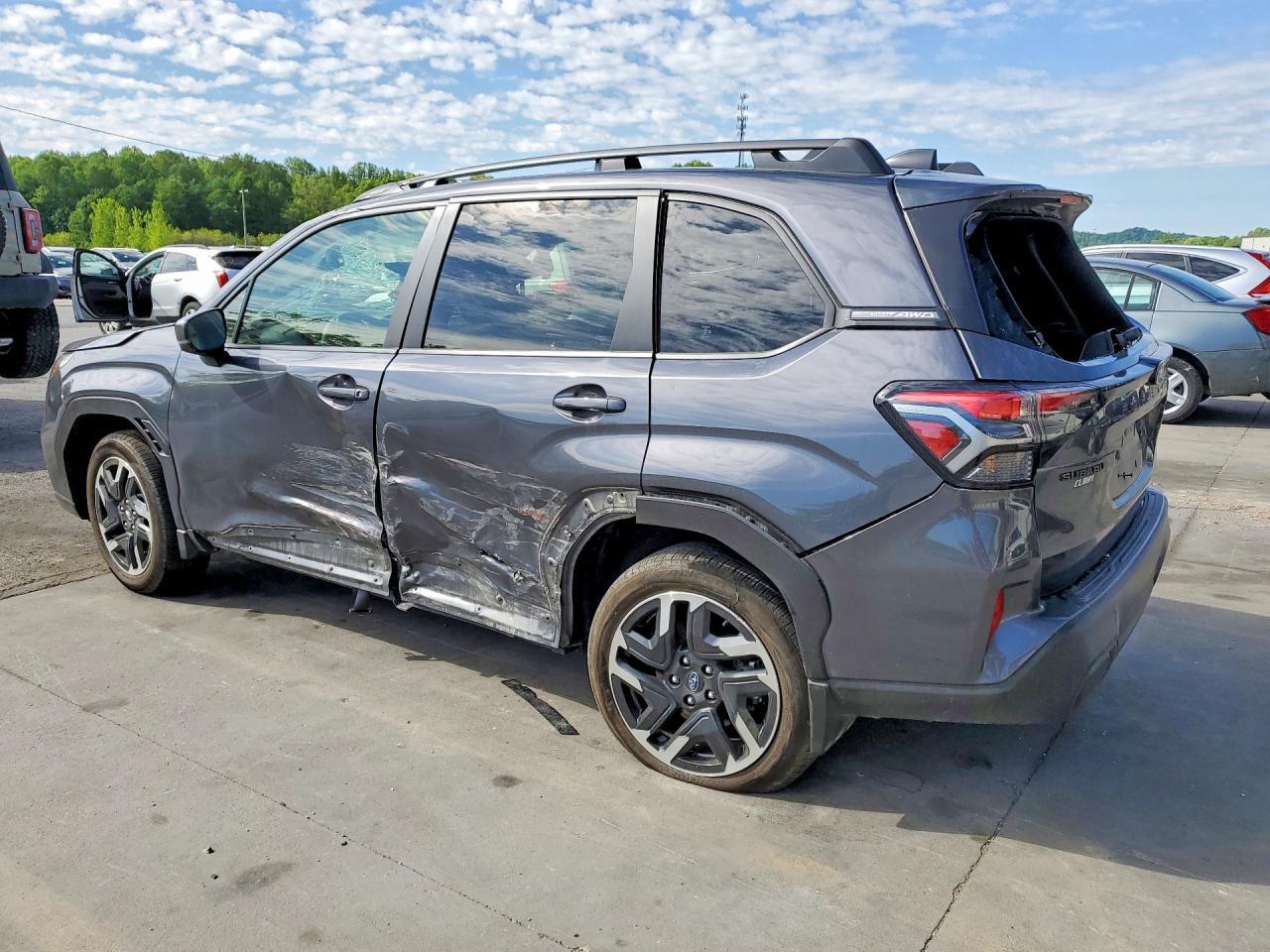 2025 SUBARU FORESTER