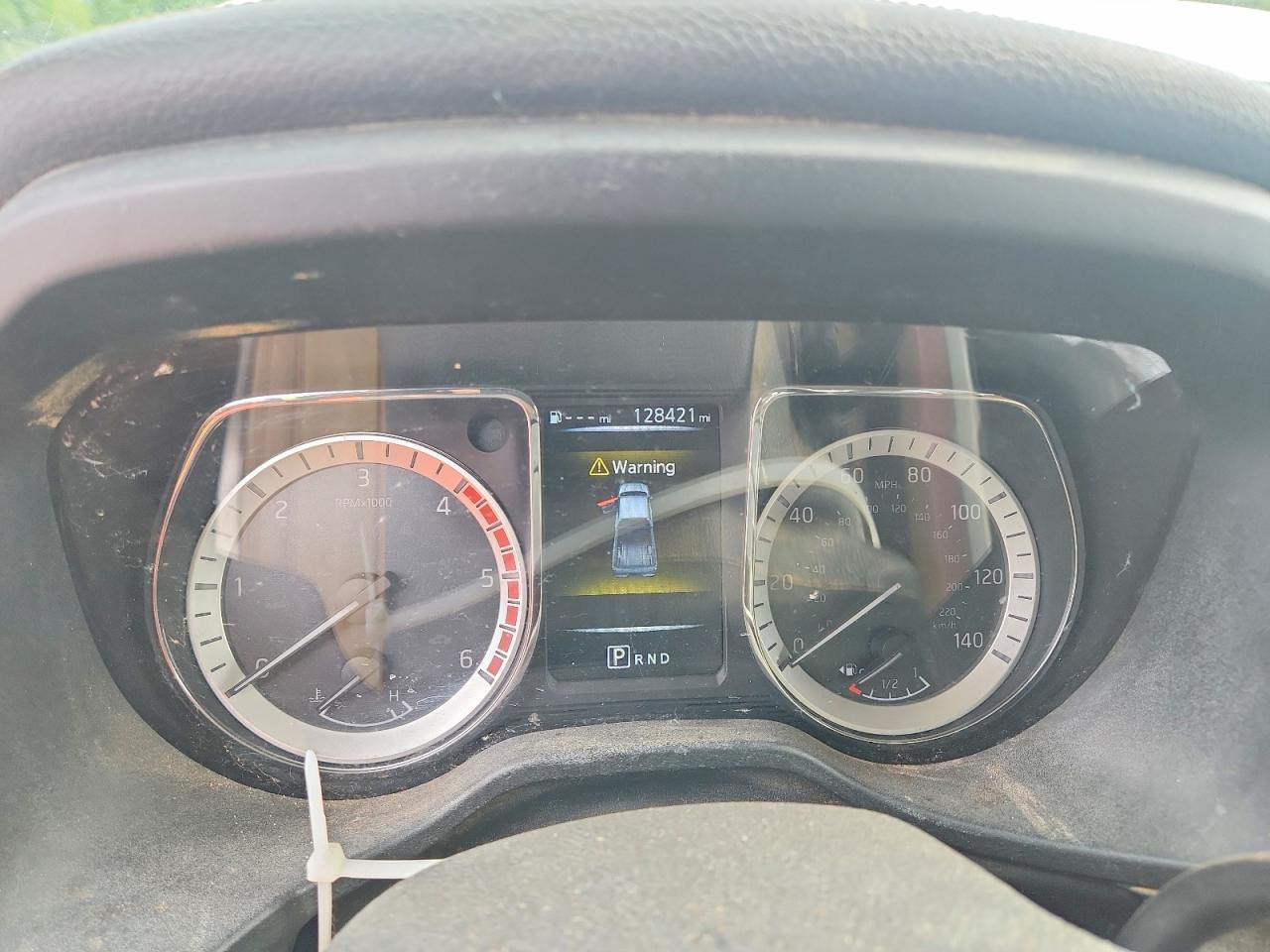 2016 NISSAN Titan