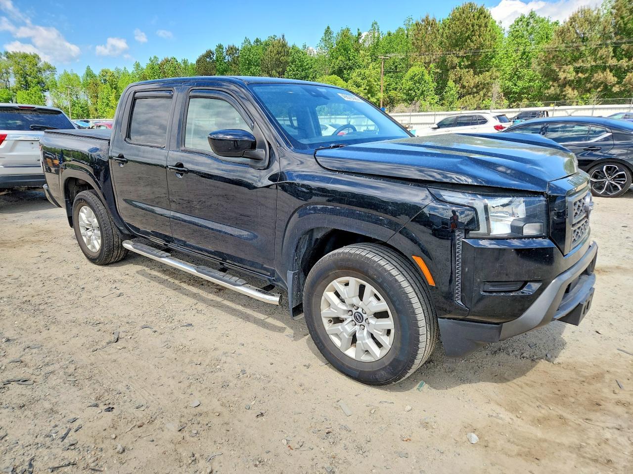 2022 NISSAN Frontier