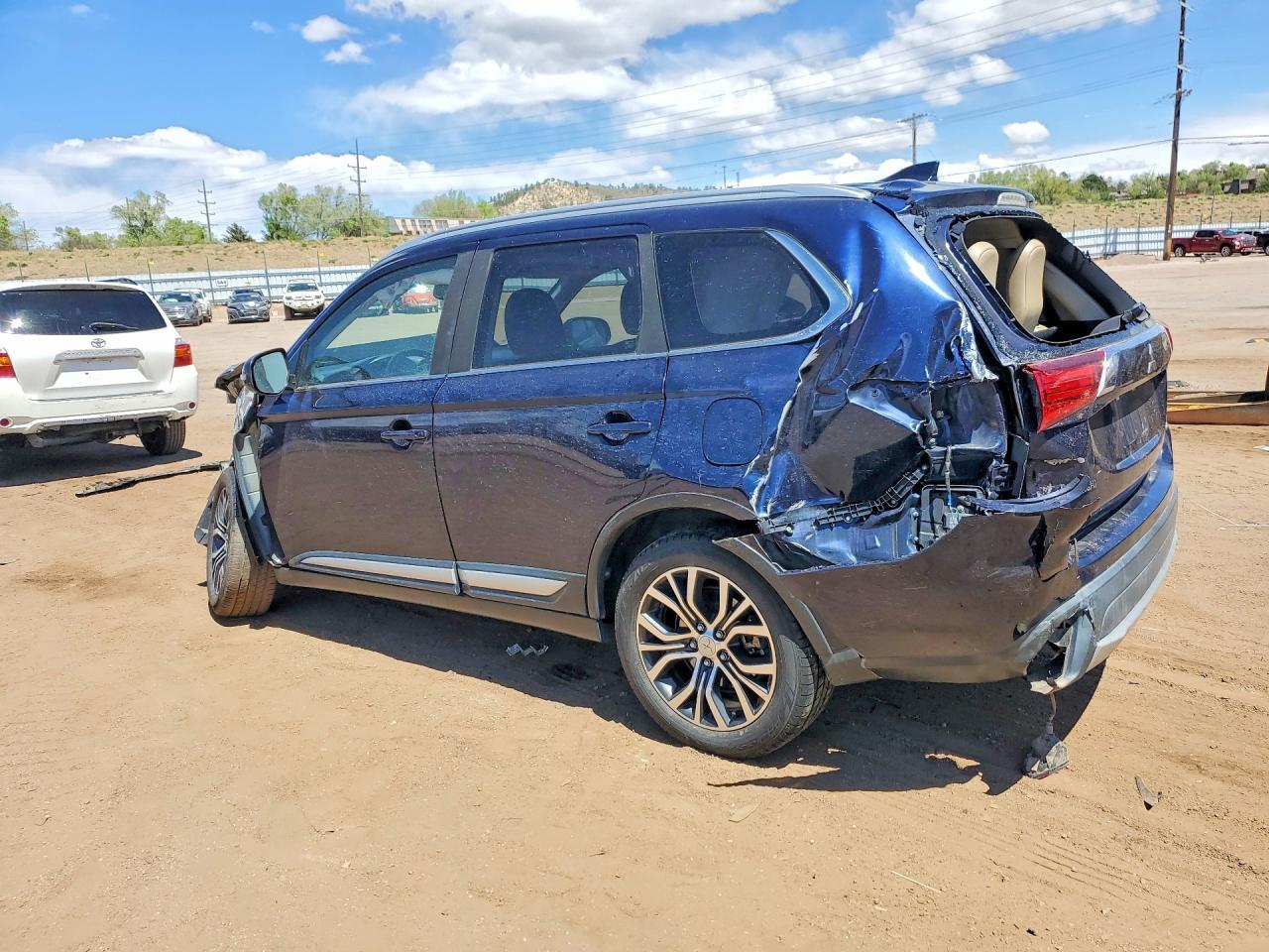 2018 MITSUBISHI outlander