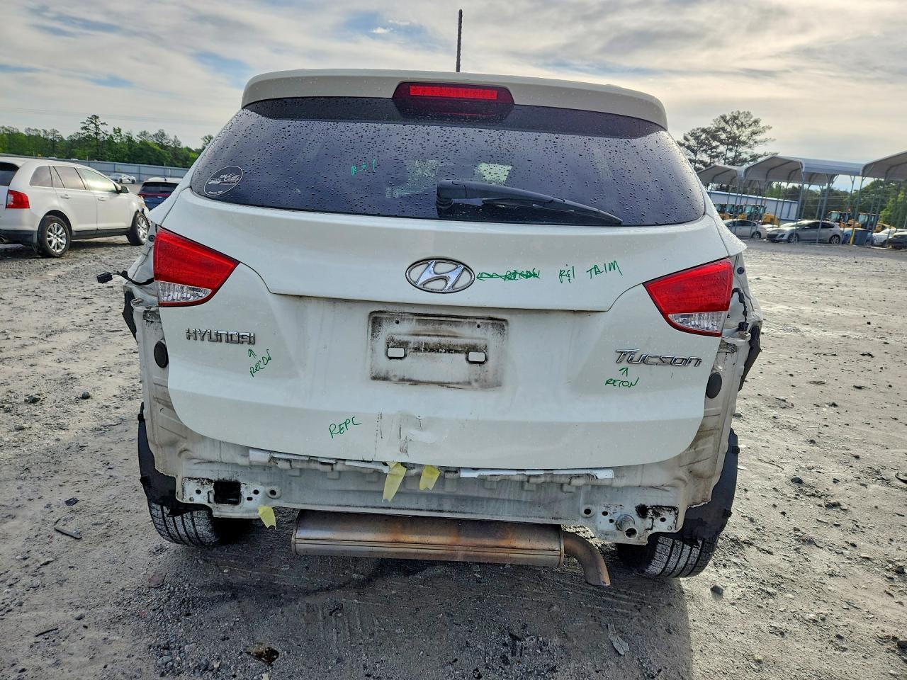 2012 HYUNDAI TUCSON