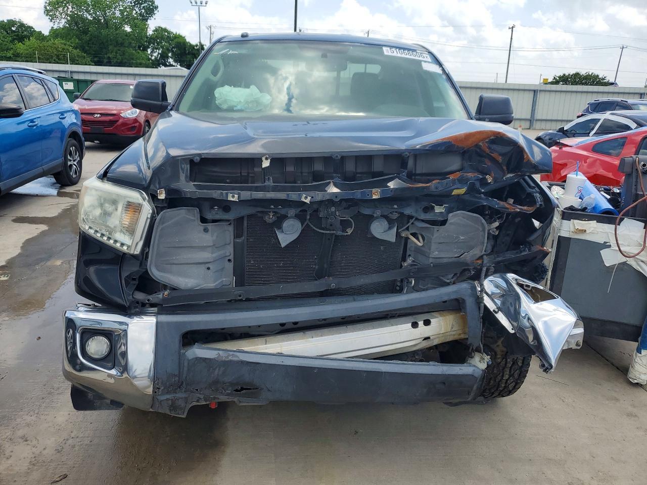 2016 TOYOTA TUNDRA