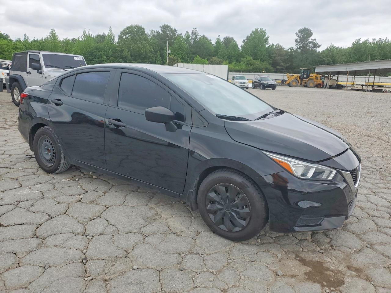 2021 NISSAN VERSA