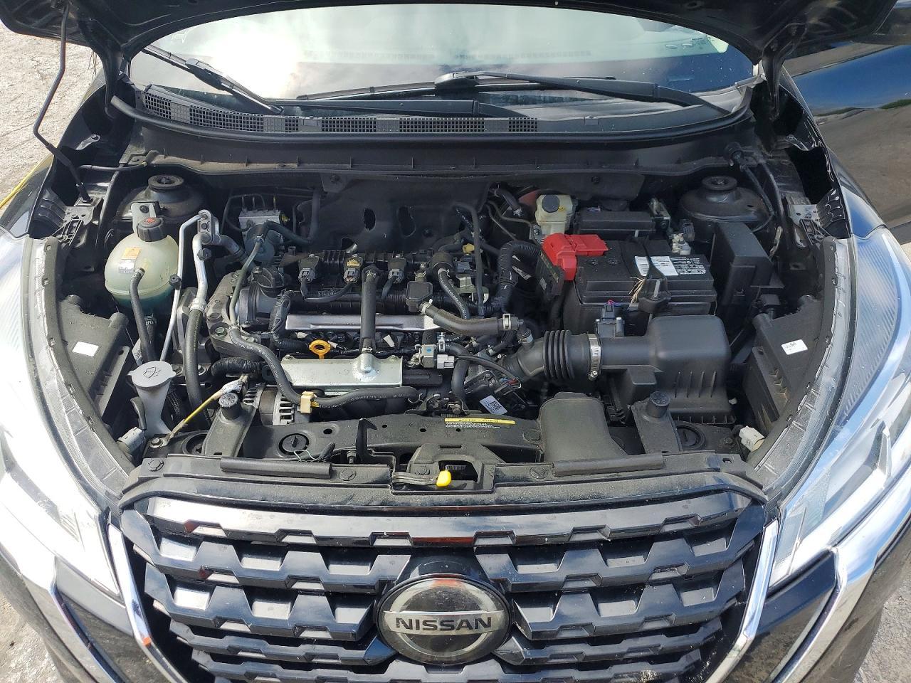 2021 NISSAN KICKS