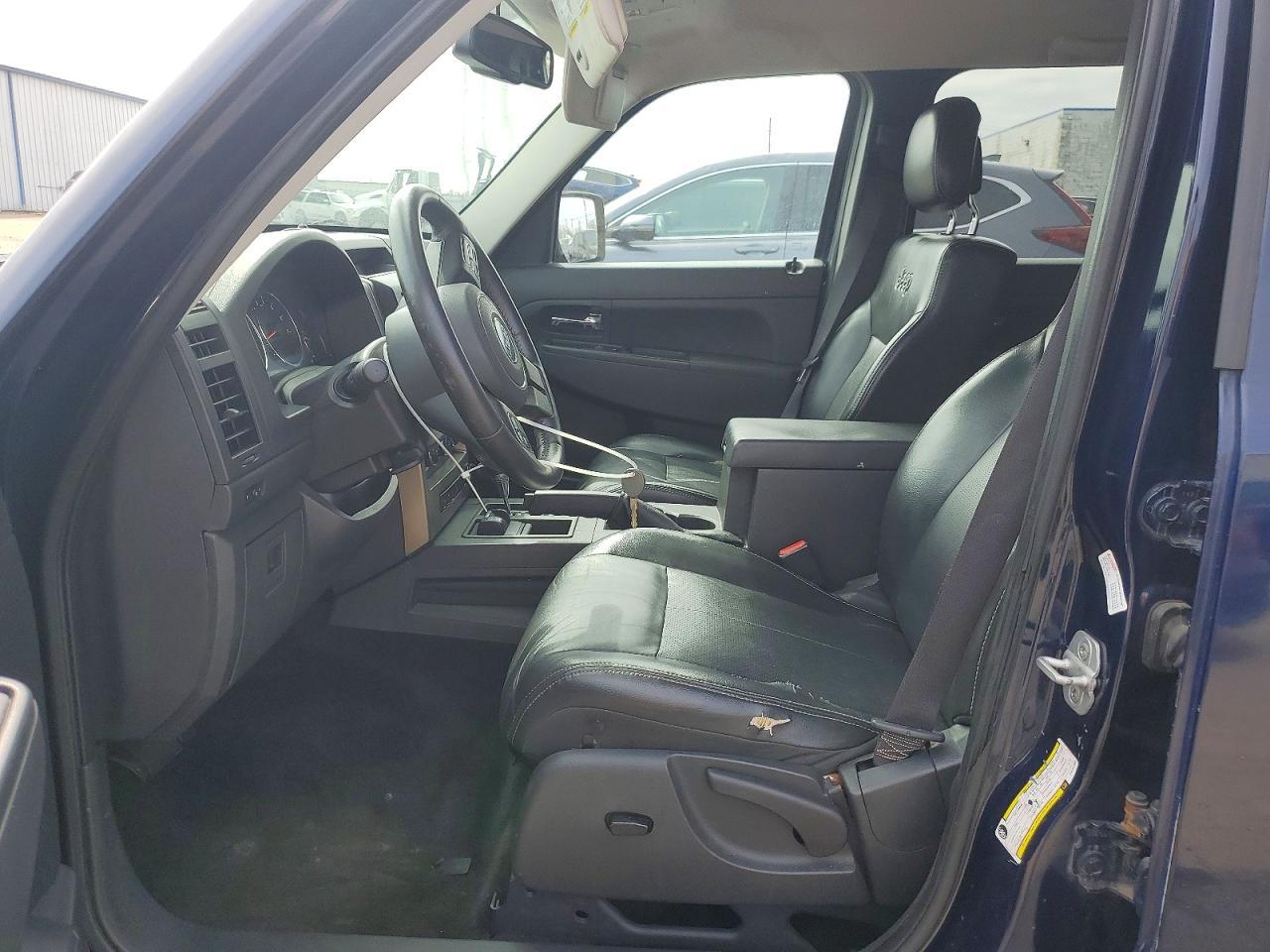 2012 JEEP Liberty