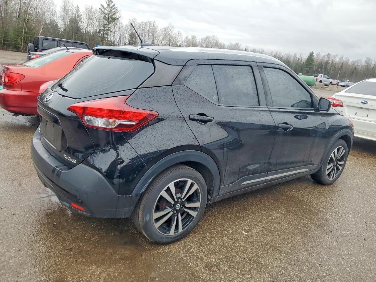 2019 NISSAN KICKS