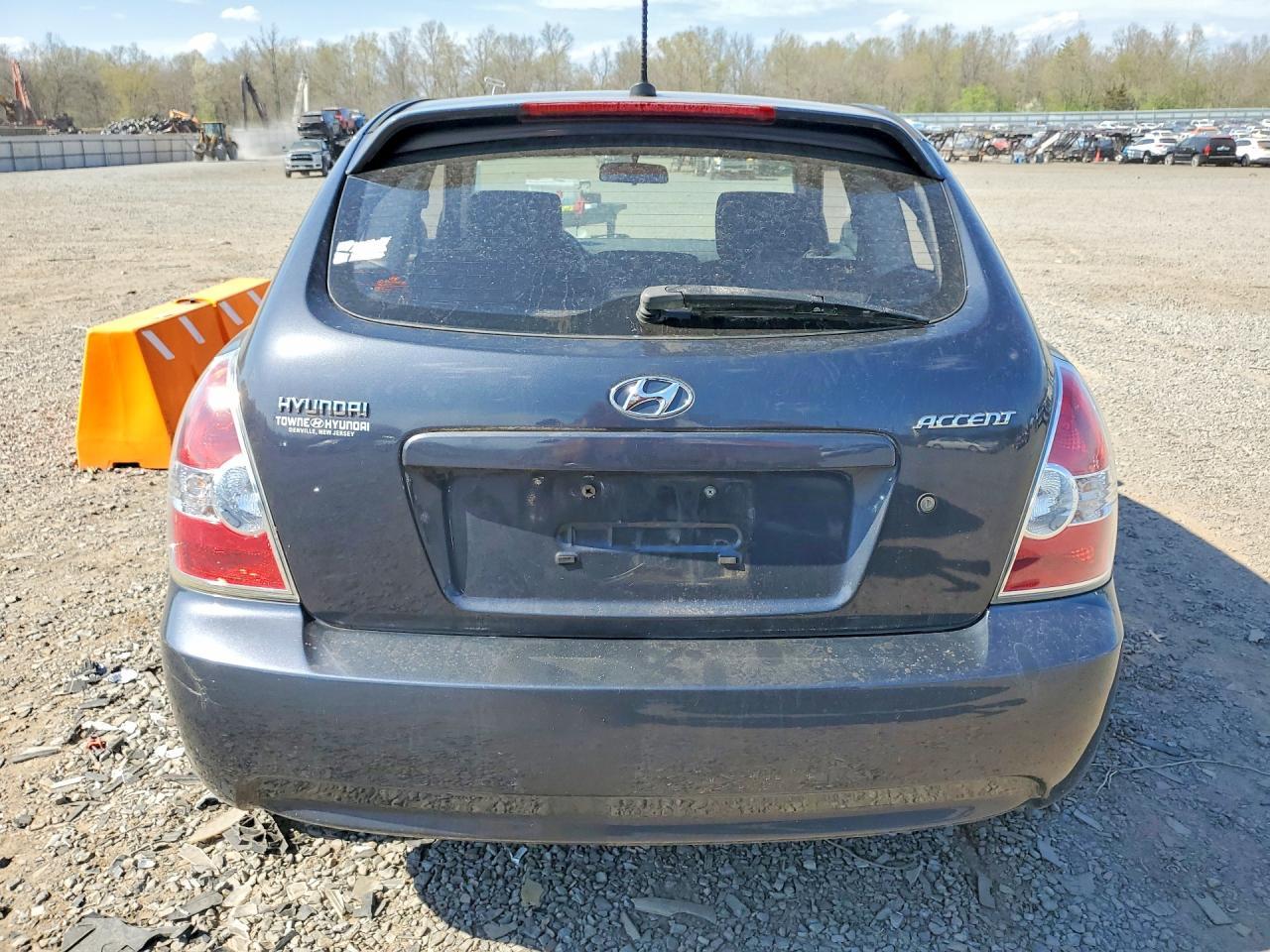 2011 HYUNDAI ACCENT