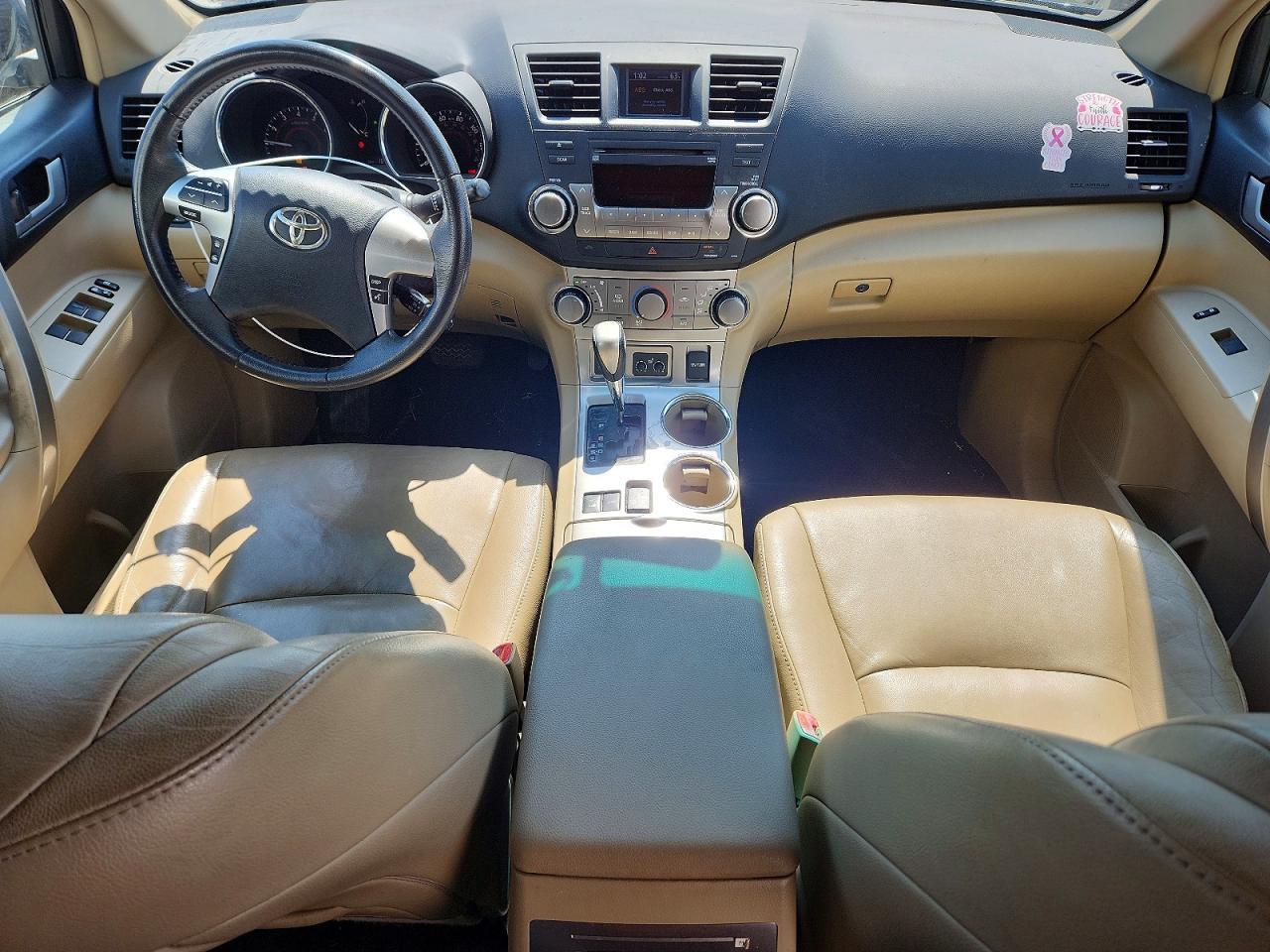 2012 TOYOTA HIGHLANDER