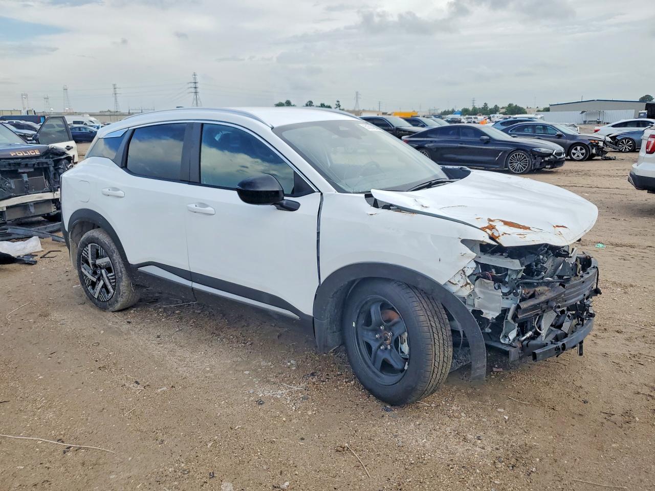 2026 NISSAN KICKS